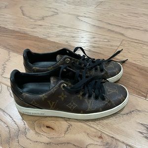 Louis Vuitton Frontrow sneakers